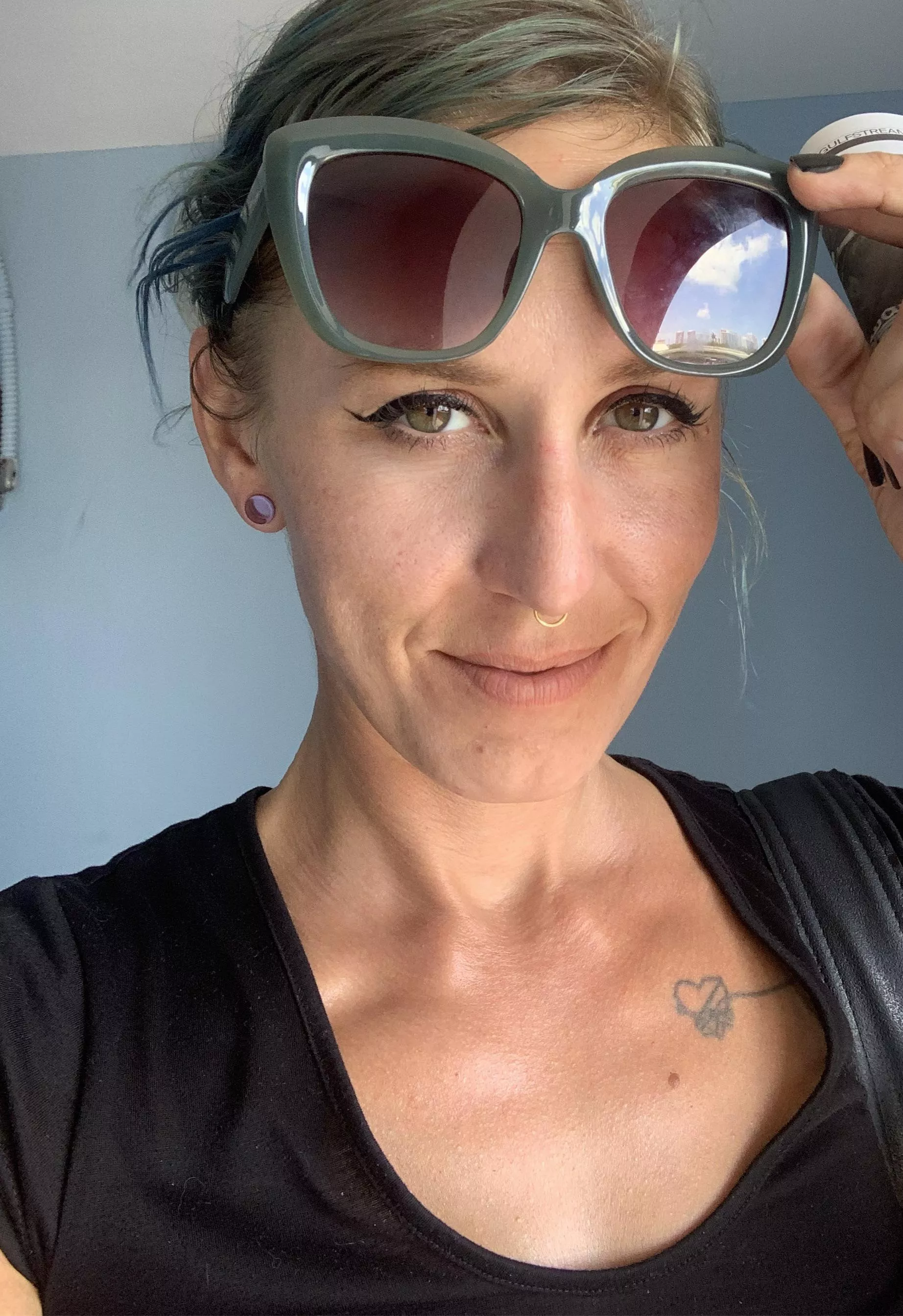 if you’re into real chicks with actual personalities, you found one.