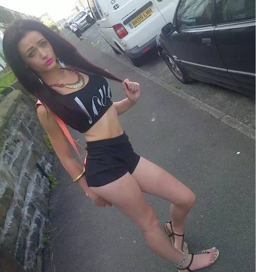 Just look at this little chav slag.