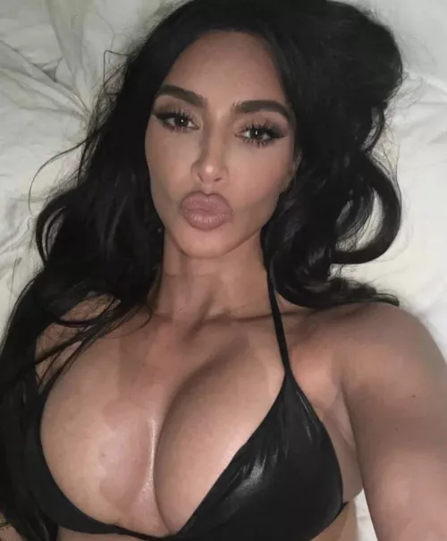 [MFA] looking for someone to play Kim K in a hot teacher roleplay where you dominate me during detention (Detailed roleplayers only)