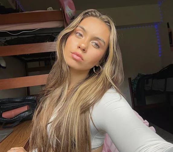 Such a pretty face IUTR