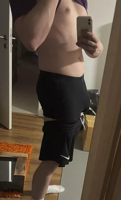 wanna know what i hide in there? pretty sure its already bigger than you hard