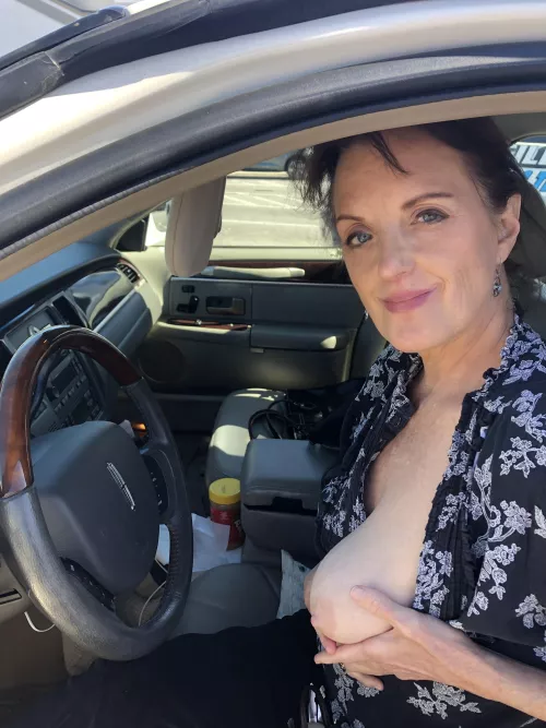 What seems to be the problem officer? (.)(.)