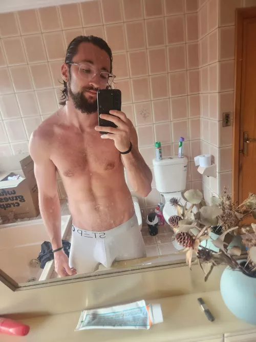 Who doesn't love a nice bulge?