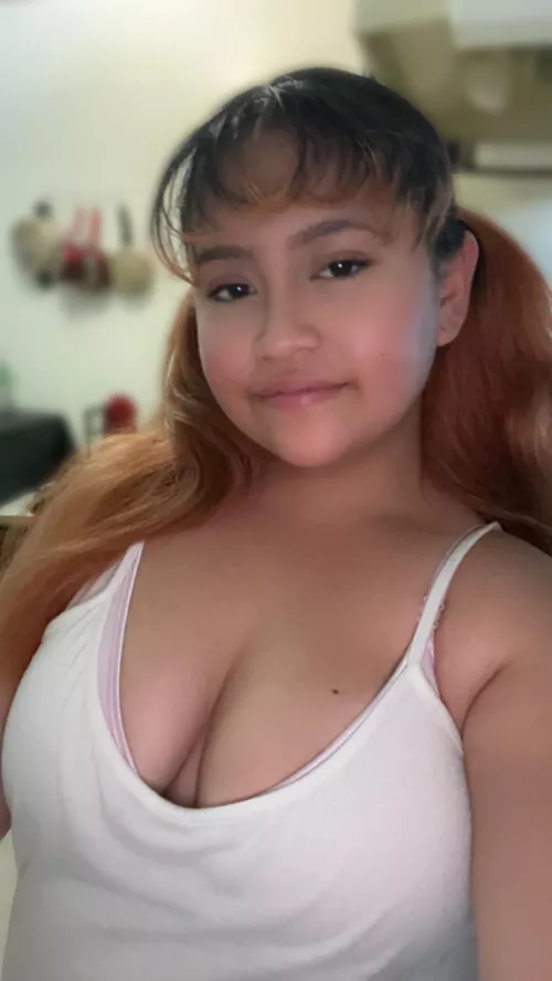 Would love to burry your face between them 🍒