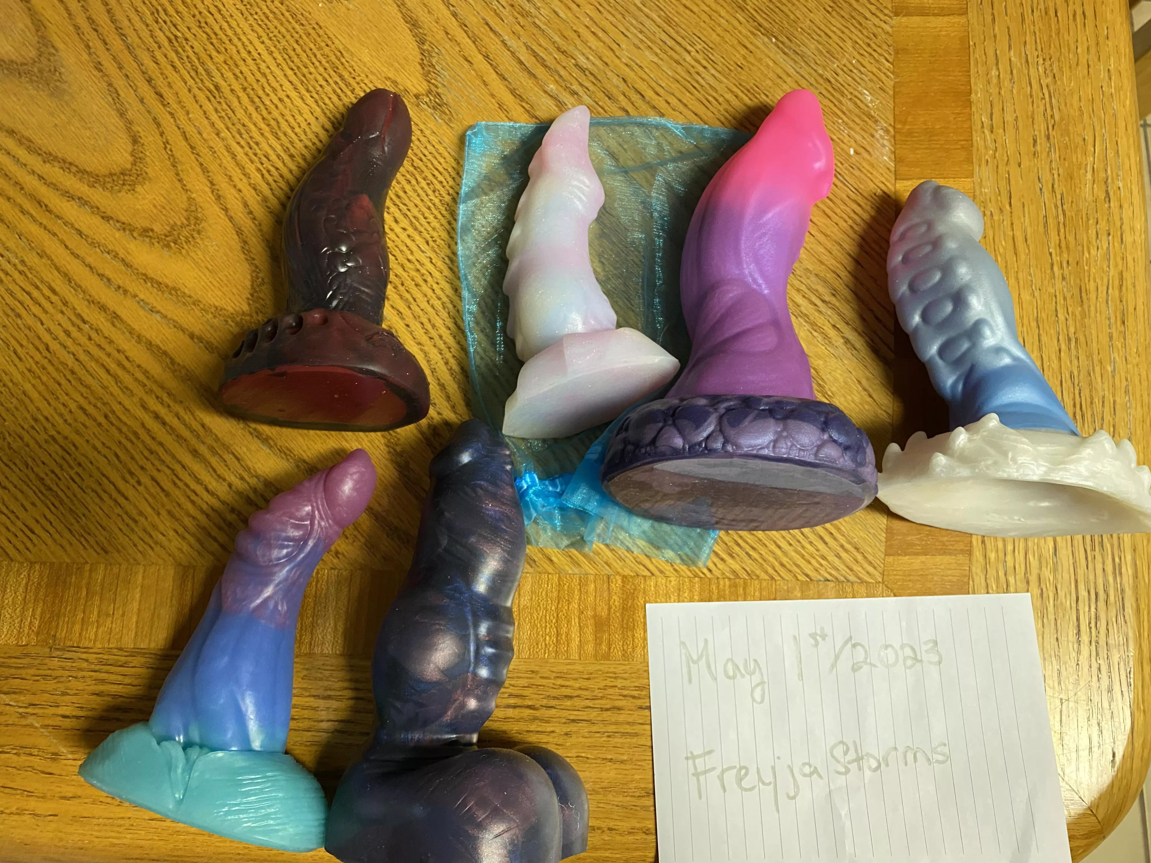WTS[Can] Bad Dragon toys + TTC