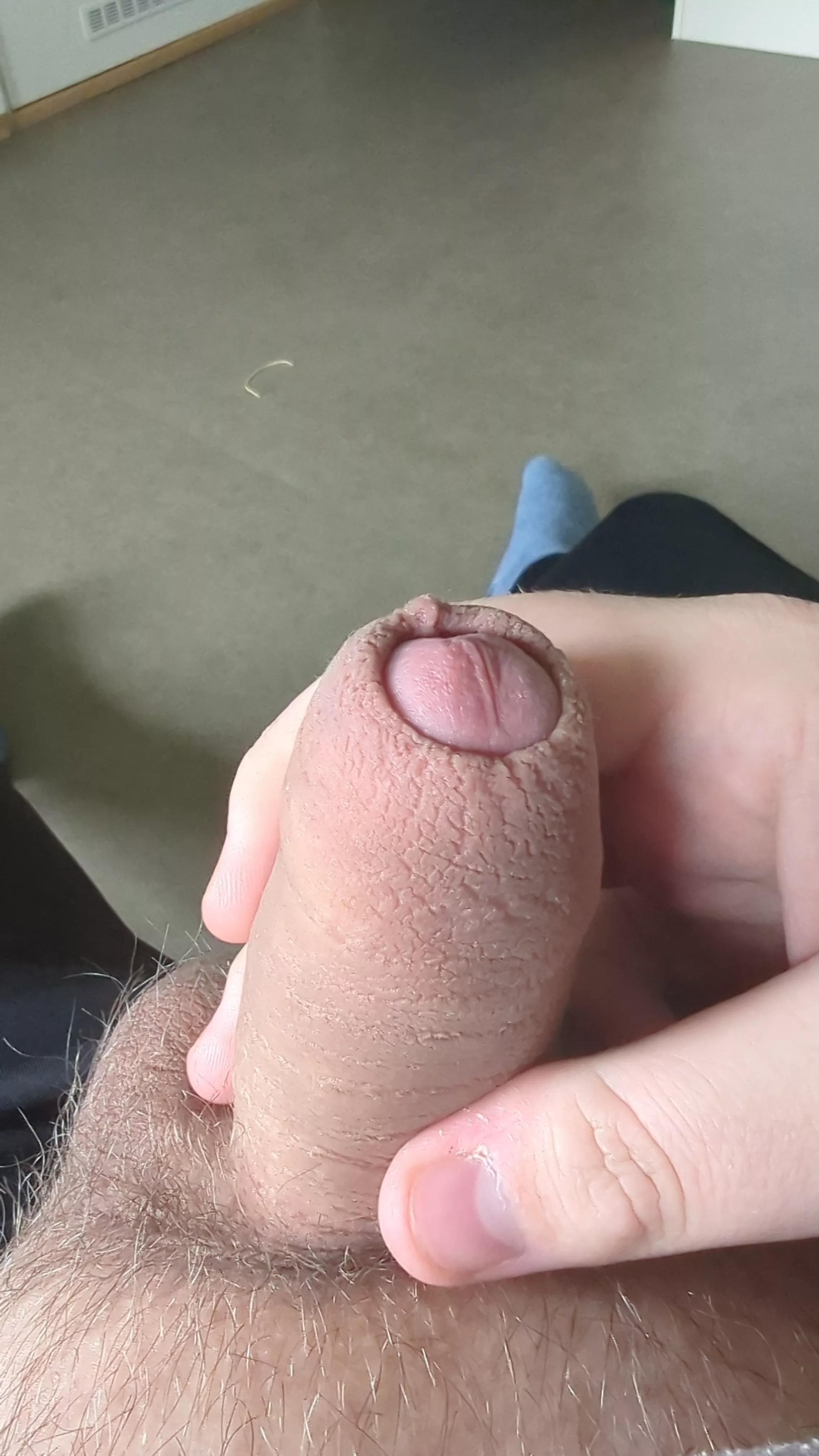 [22] year old looking for guys 18-23 ❤ love small dicks and chubby