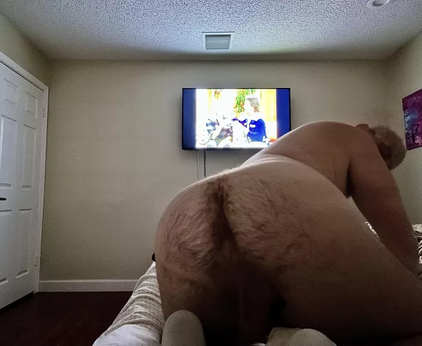 (31) thick hairy pussy