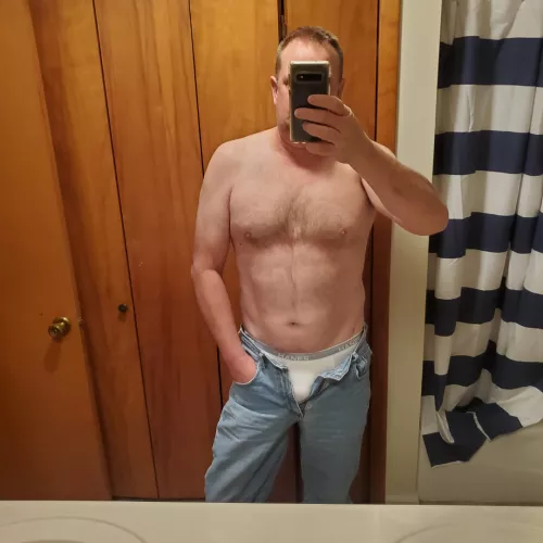 [51] older daddy