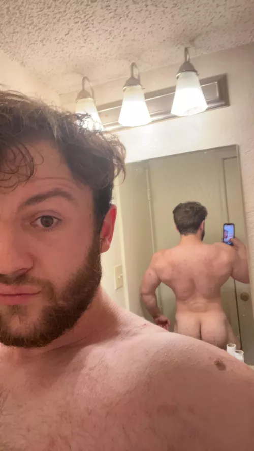 Anyone like muscle booty??