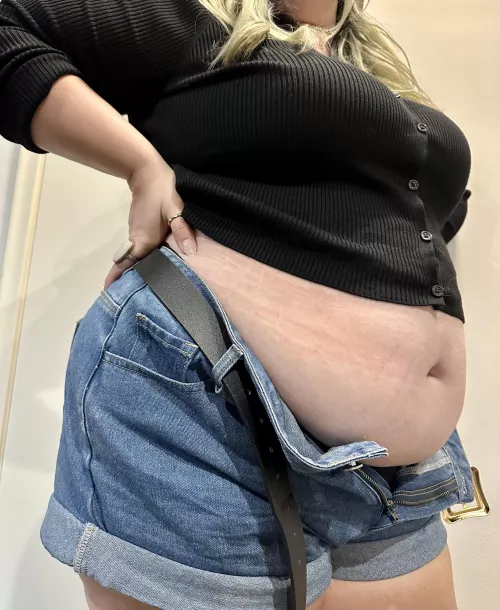 Apps, mains, and desserts got me like 🥵