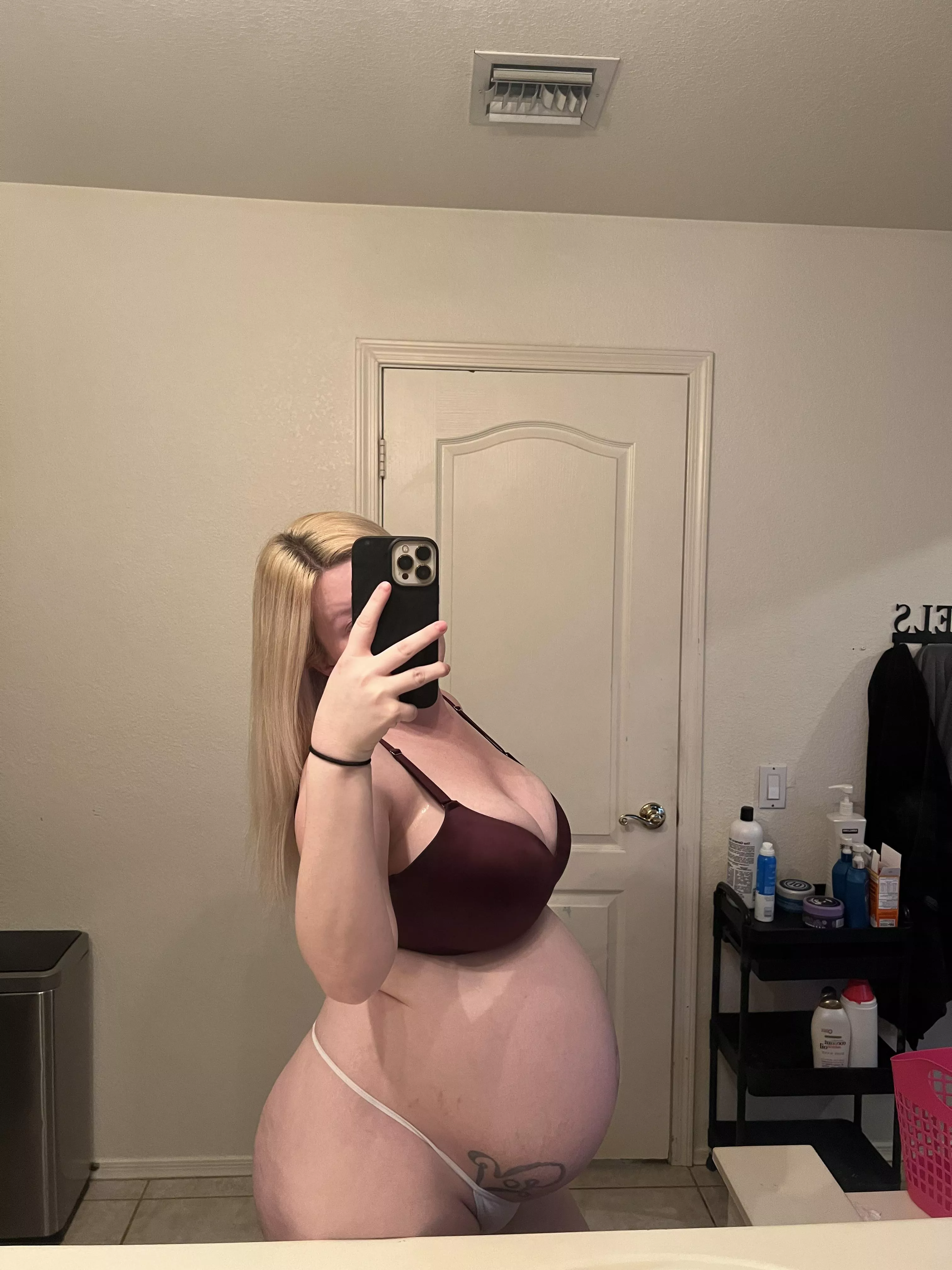 Being pregnant makes me so horny