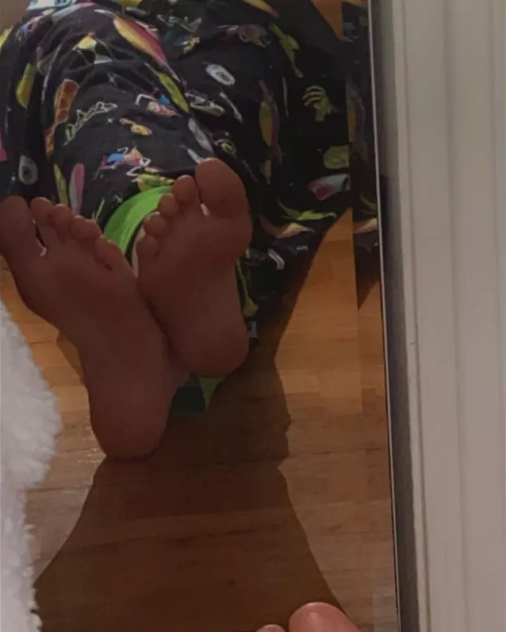 Comments and DM's open (OC)