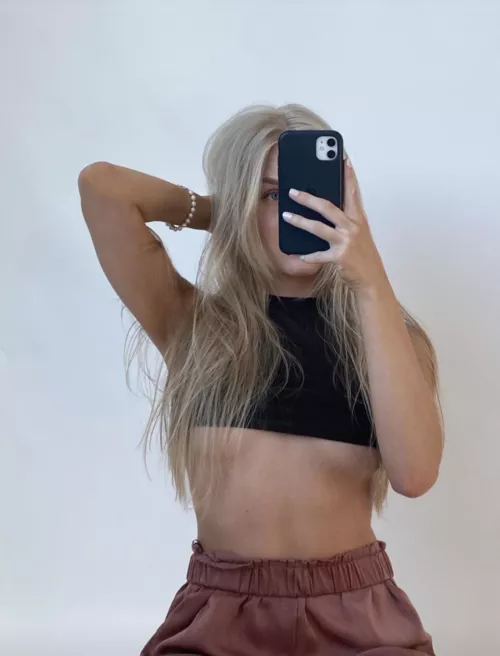 For those asking to see the top I wore from my last story about accidentally flashing my brother. 😈