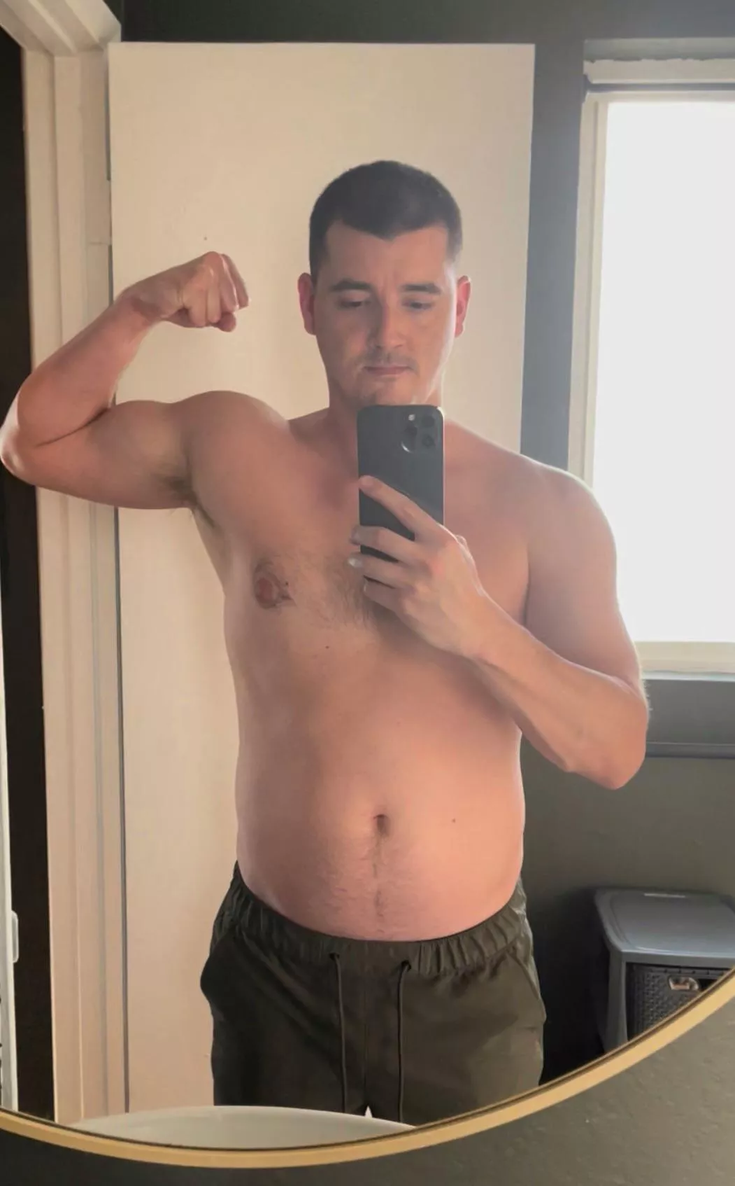 Happy weigh-in-Wednesday bros 176. Next goal weight 185 💪🏼