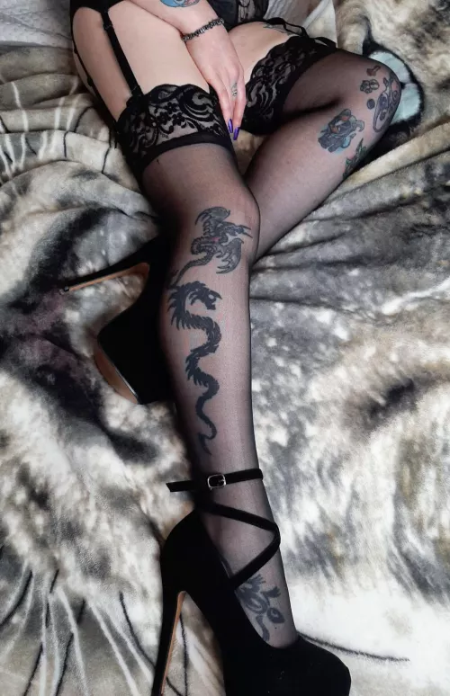 Heels, stockings, suspenders, need I say more [f]