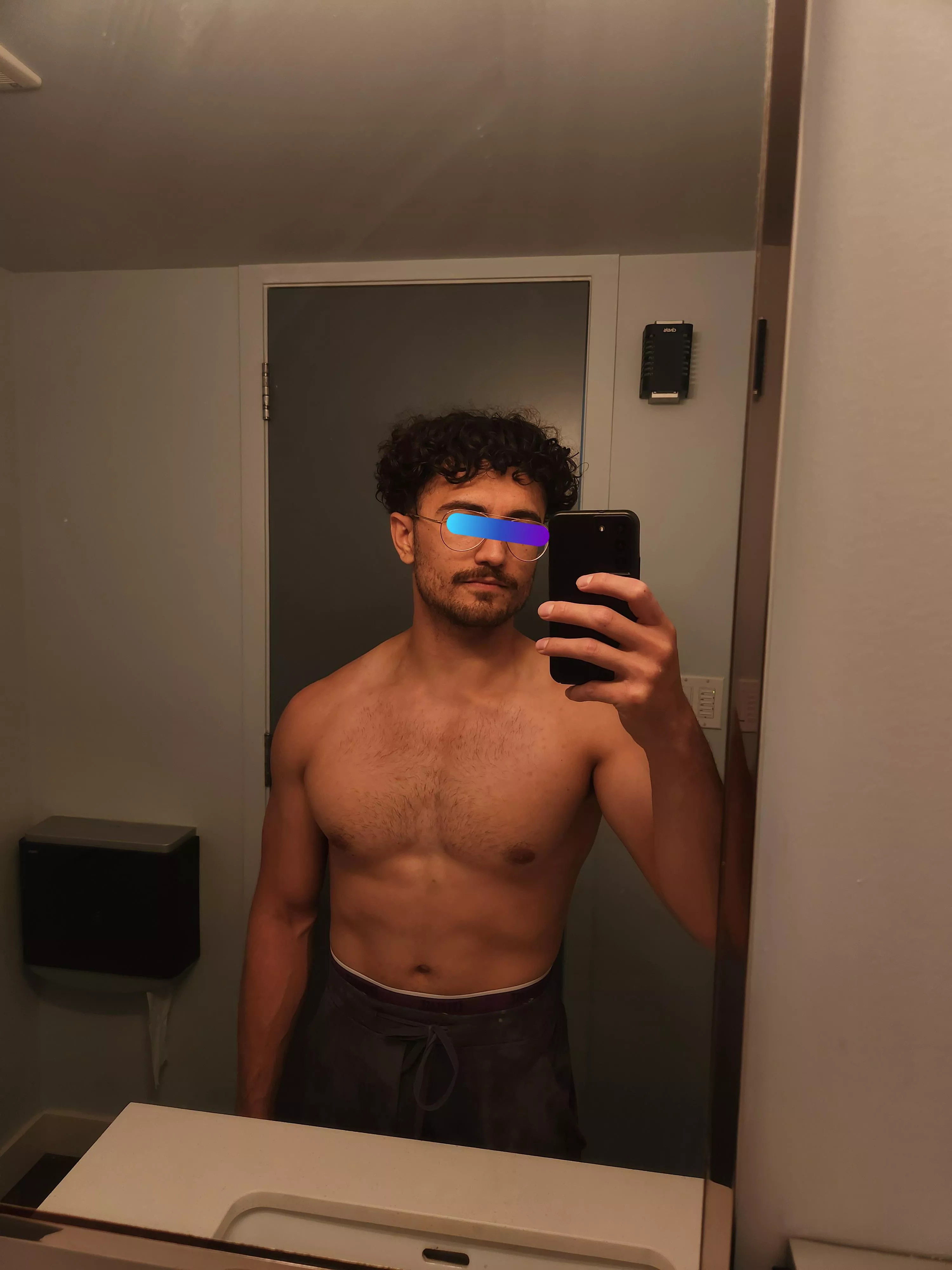 Hope you enjoy my mixed Asian body 😘