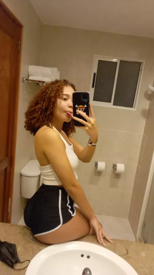 How do my curls look in this picture? :)