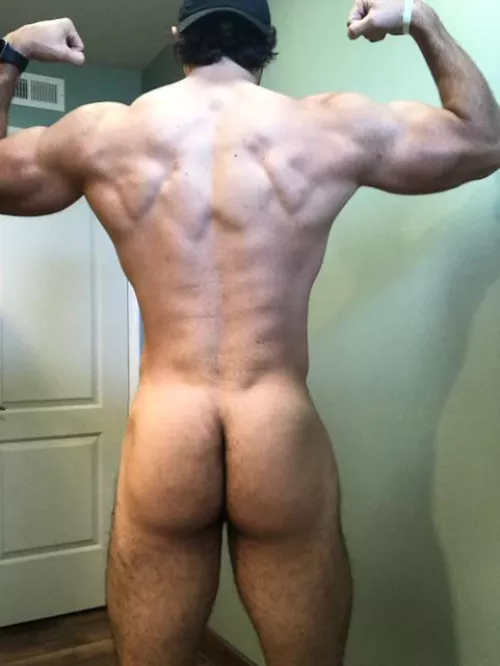 How’s my ass looking?
