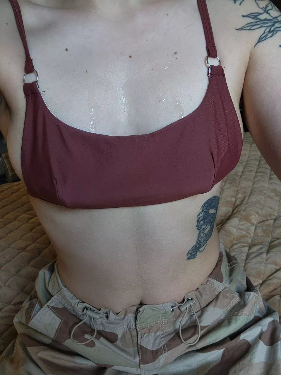 How's this outfit? pls excuse the mess ;-)