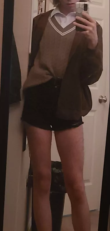 i absolutely adore this outfit !! you like the colors?