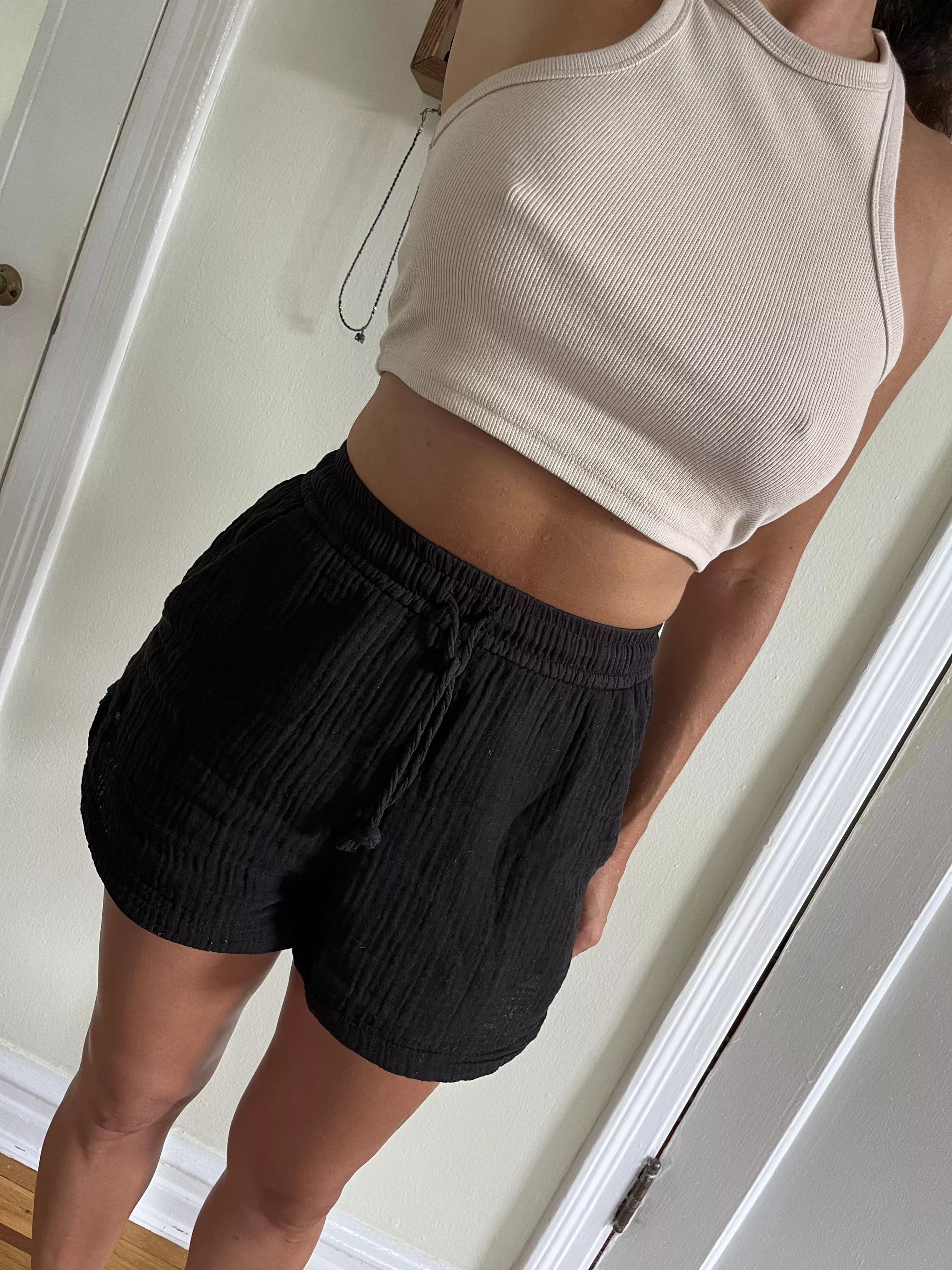 I bet you love crop top season... (f45)