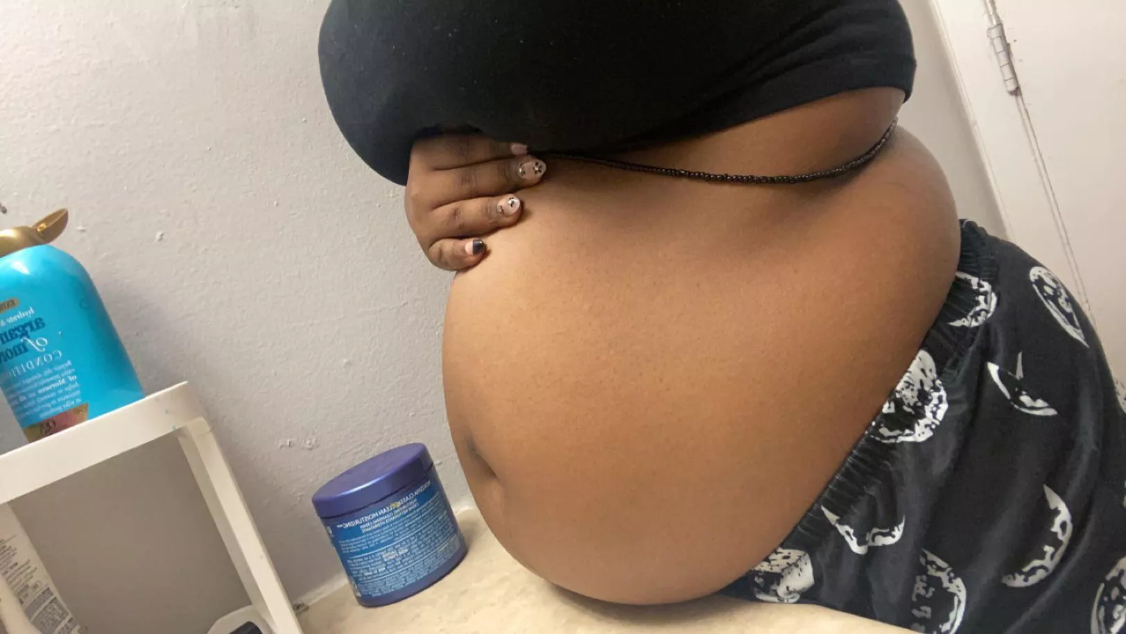 I love feeling huge 😩🍔