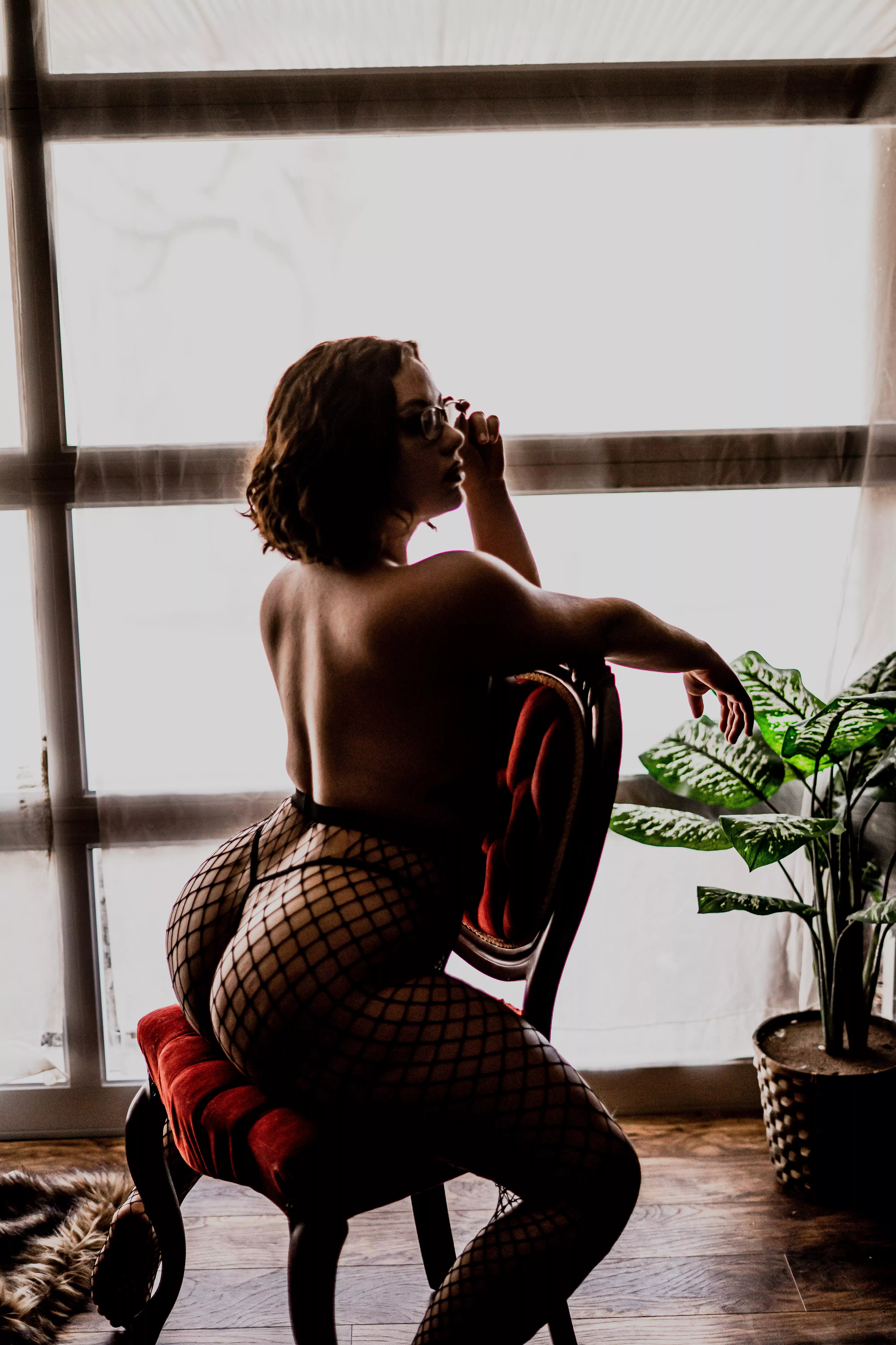 I love this little red chair.