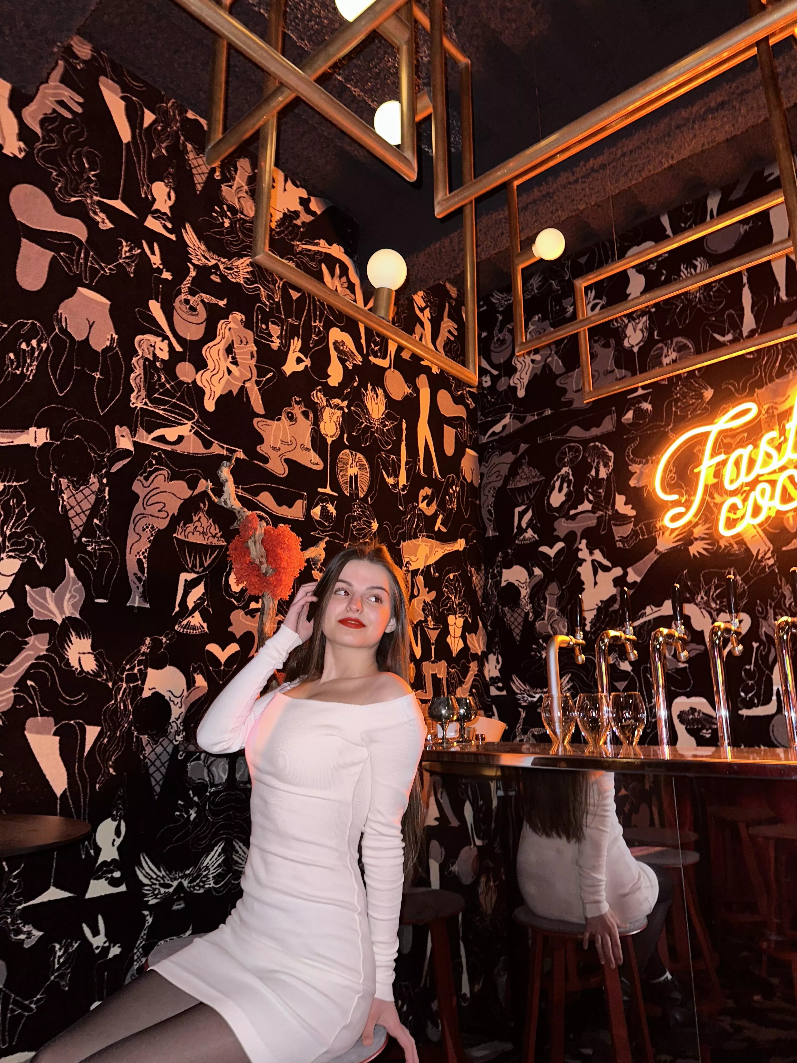 i love white😍🥰