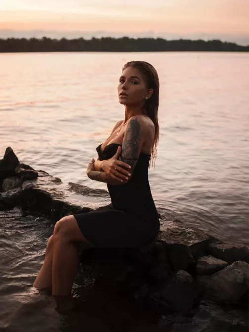 I need you to fuck me until I can't take it anymore in public