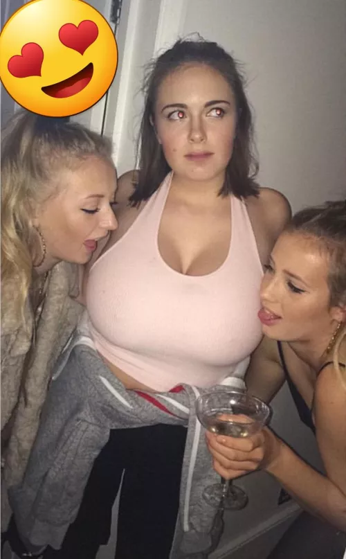 I said look into my eyes 🙄😍