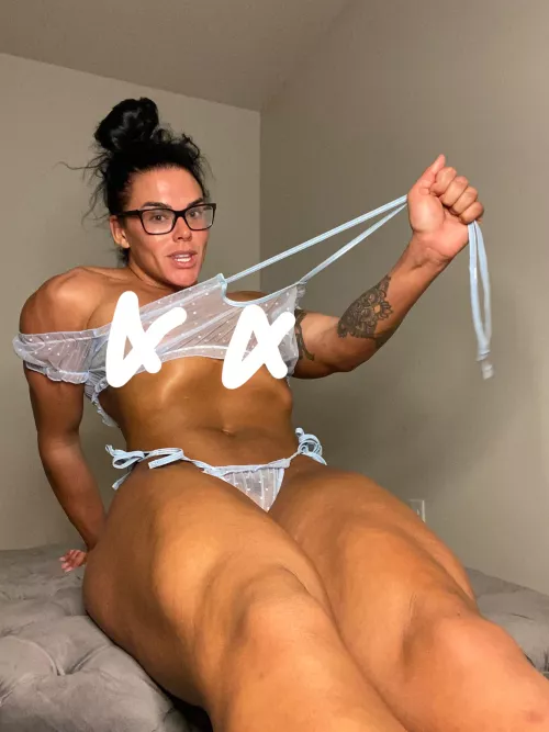 If you needed a sign a sign to breed a strong and thick muscle girl, here it is