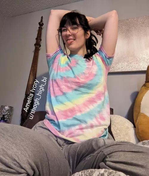 It won't stay hidden for long in these sweatpants