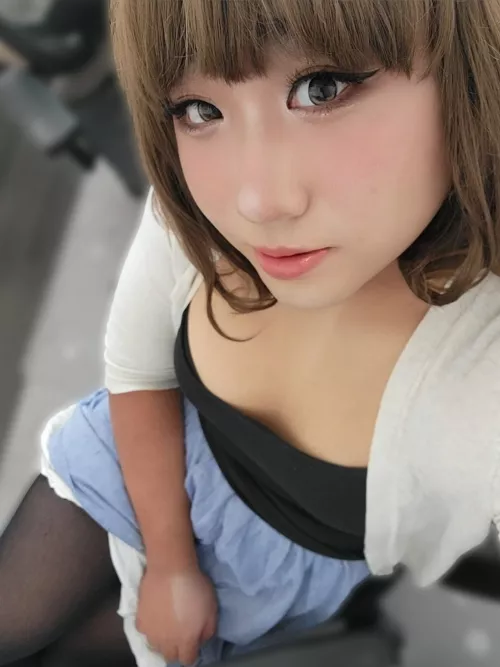 Just love how fem I look today!