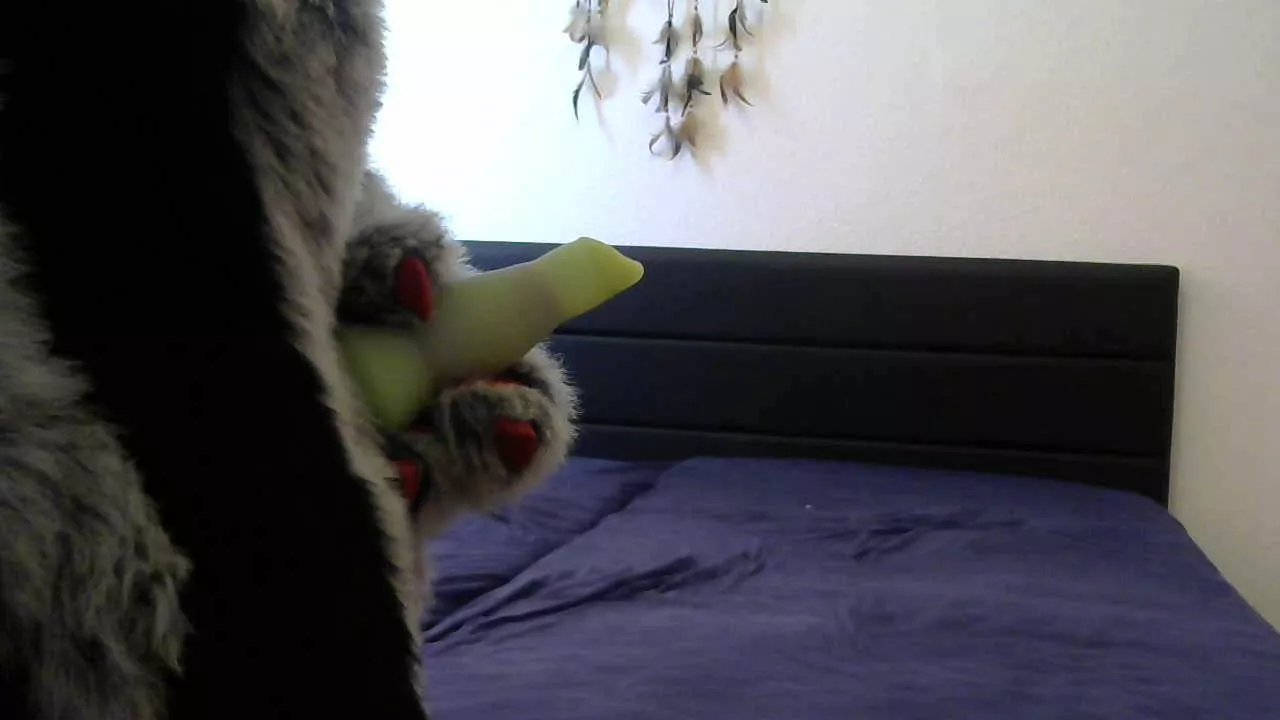 Just want to look whos interested in more here .Cocksleeve to play with