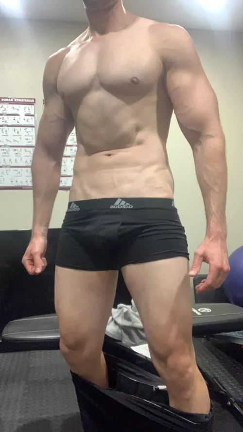 Married dads(37) workout bulge