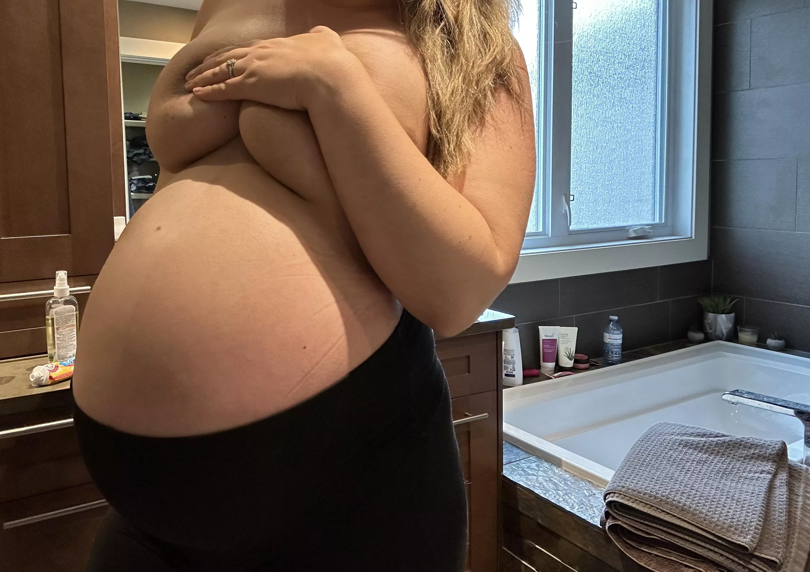 My dream is to make a pregnant porno, accepting applications 😍🙈🙏🏼