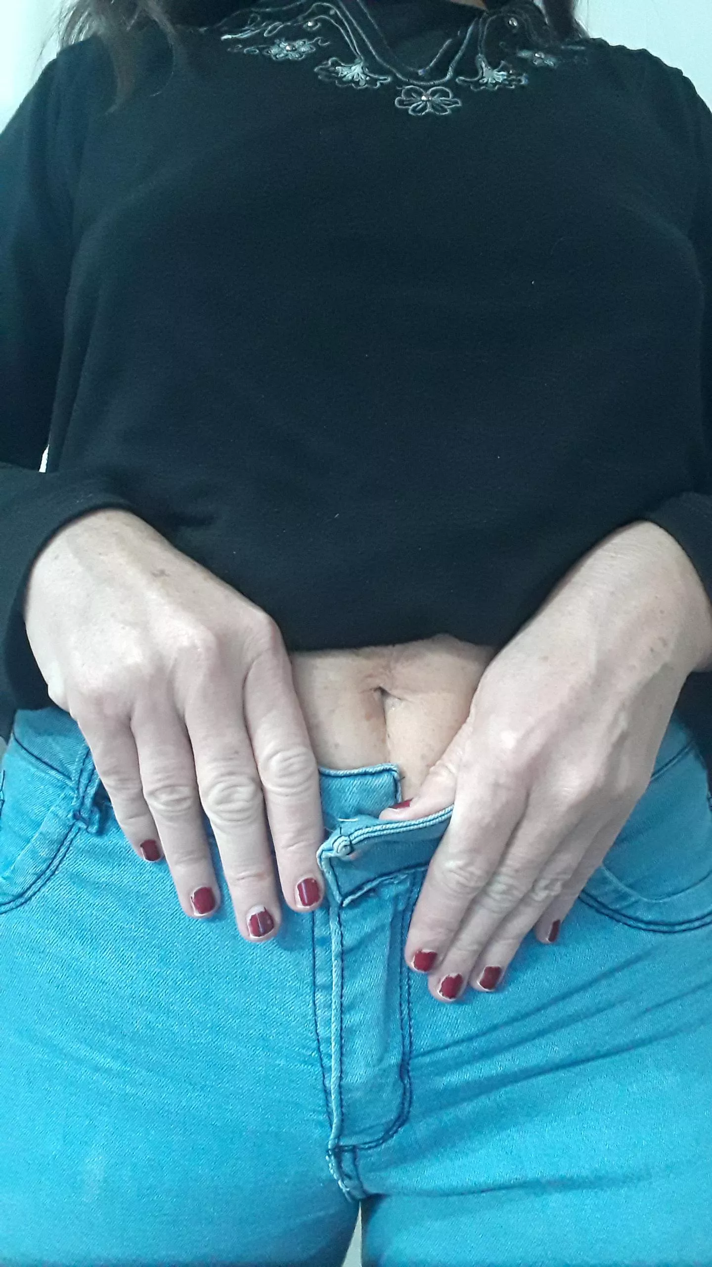 My hands love to play. Let's play?