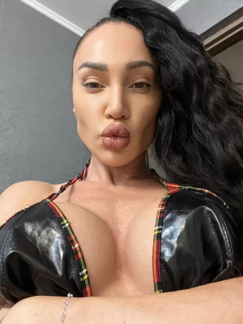 New leather bra!!!😍