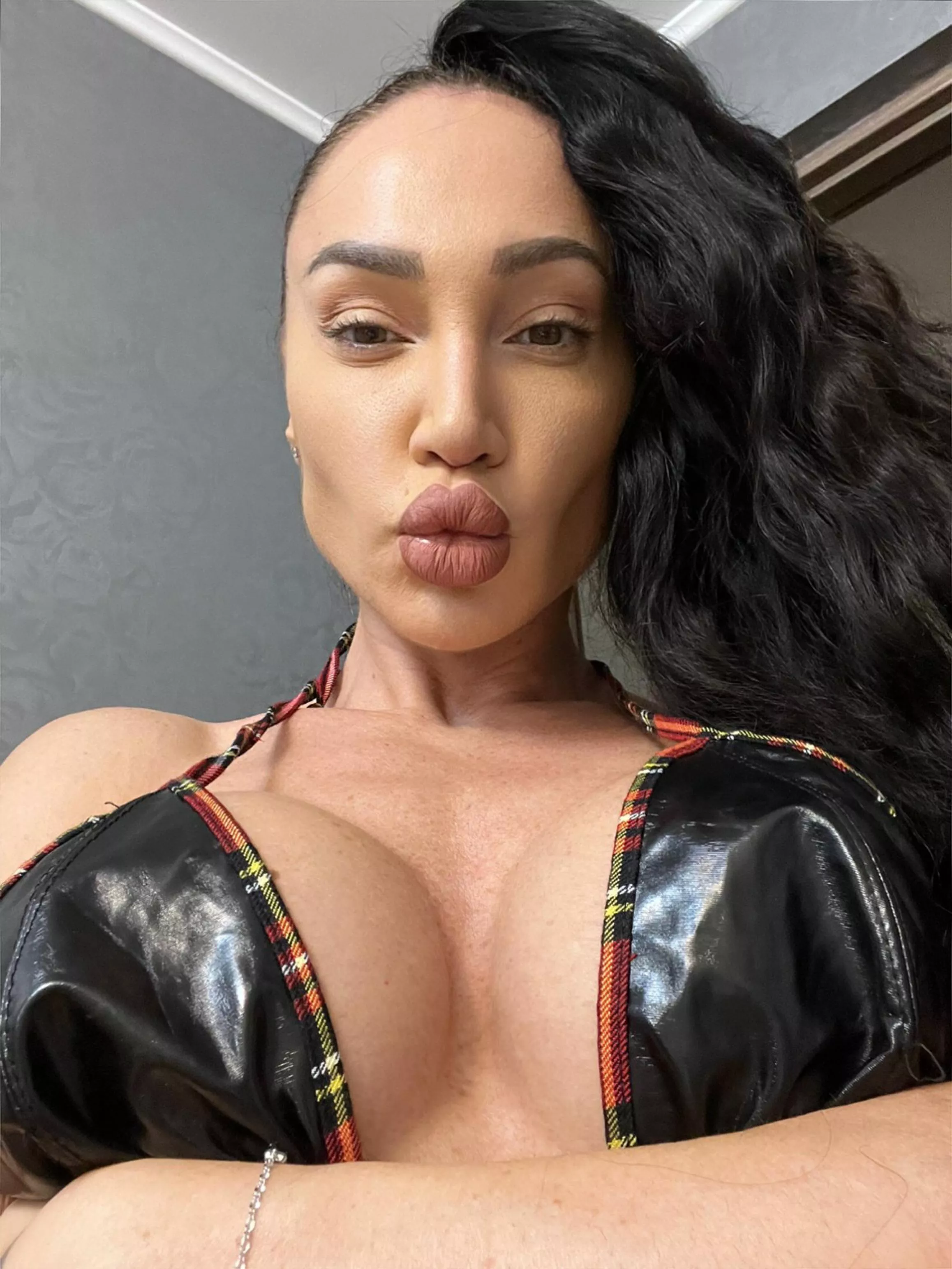 New leather bra!!!😍