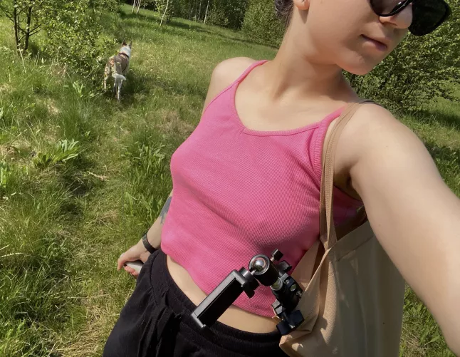 no bras for the walk! F19🤍