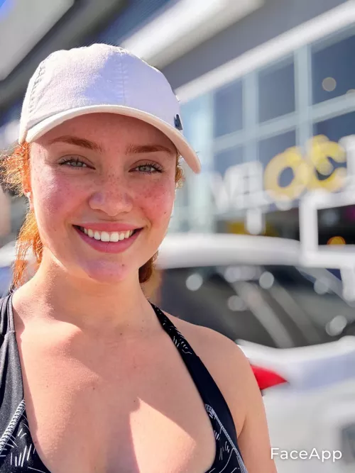 Not sure I look sexy with my hat on and without makeup