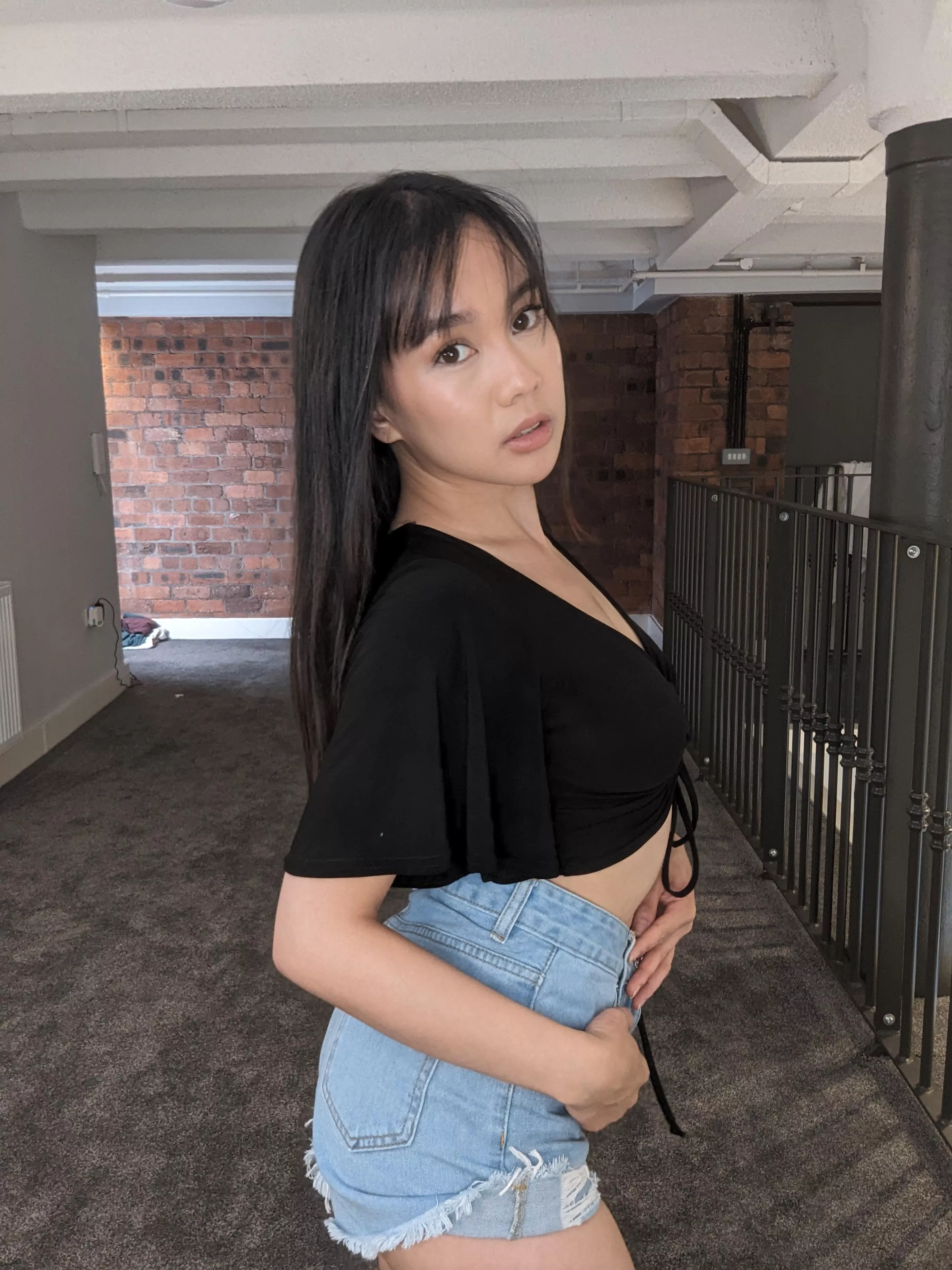 Now that we're alone, go ahead and use me x