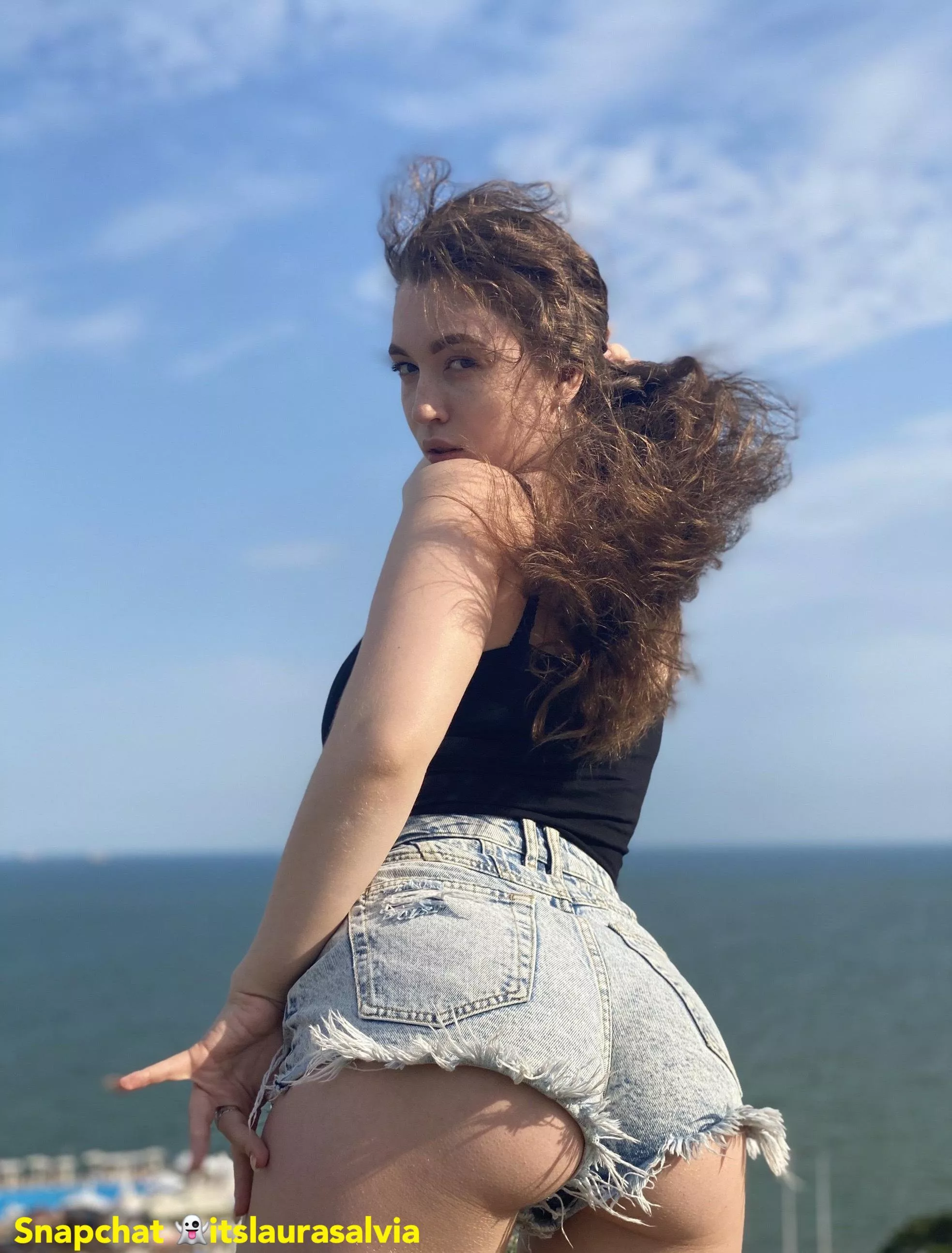 Ocean breeze on my ass cheeks