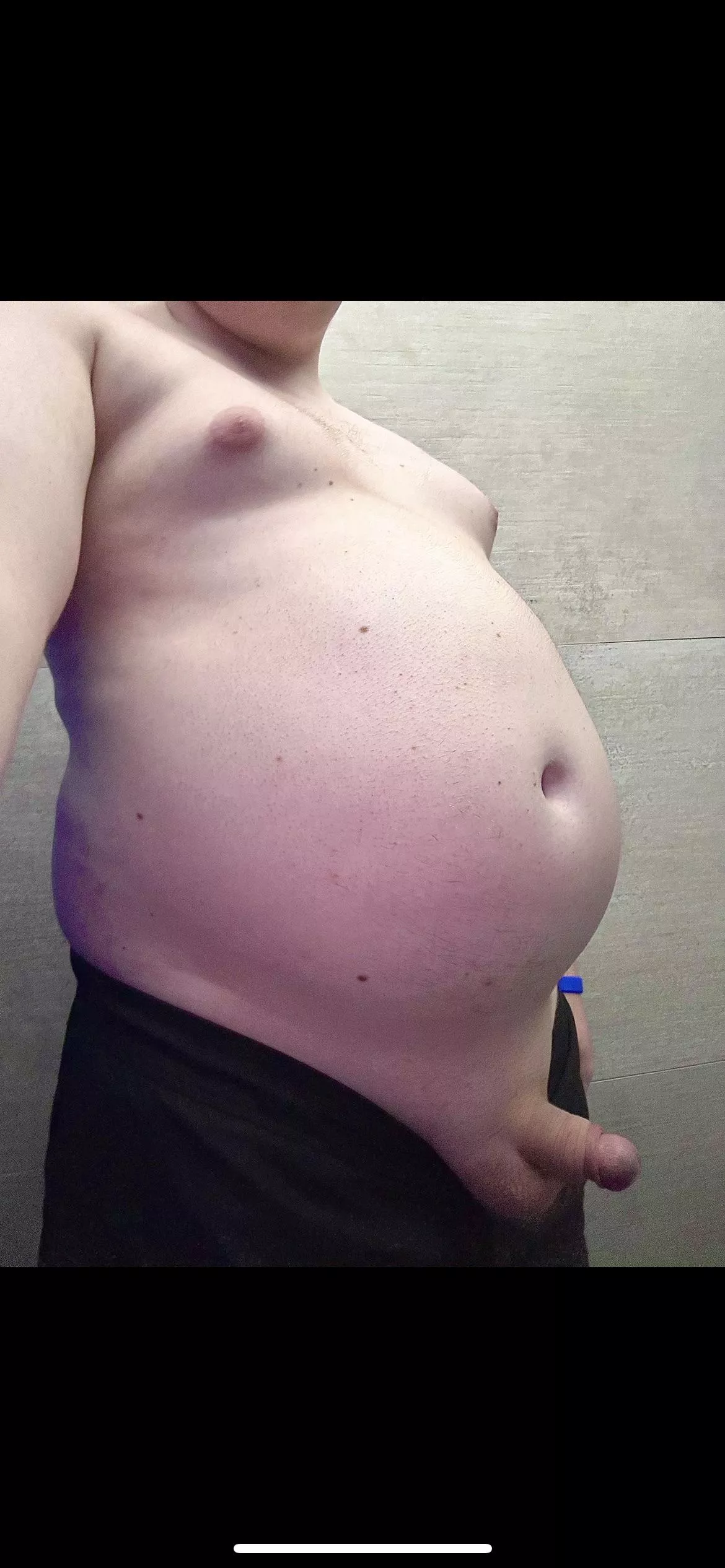 officially too fat to ride the waterslides 🐷🤭