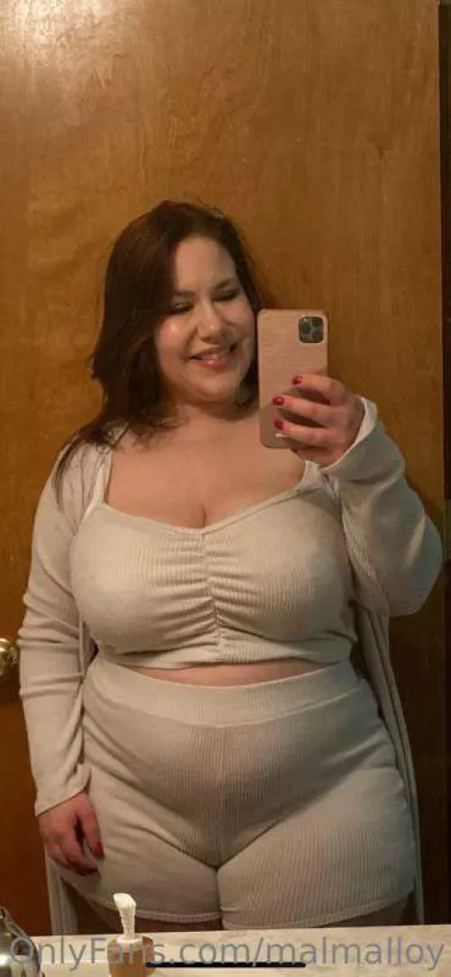 Pic from her highiest weight 😮‍💨😮‍💨