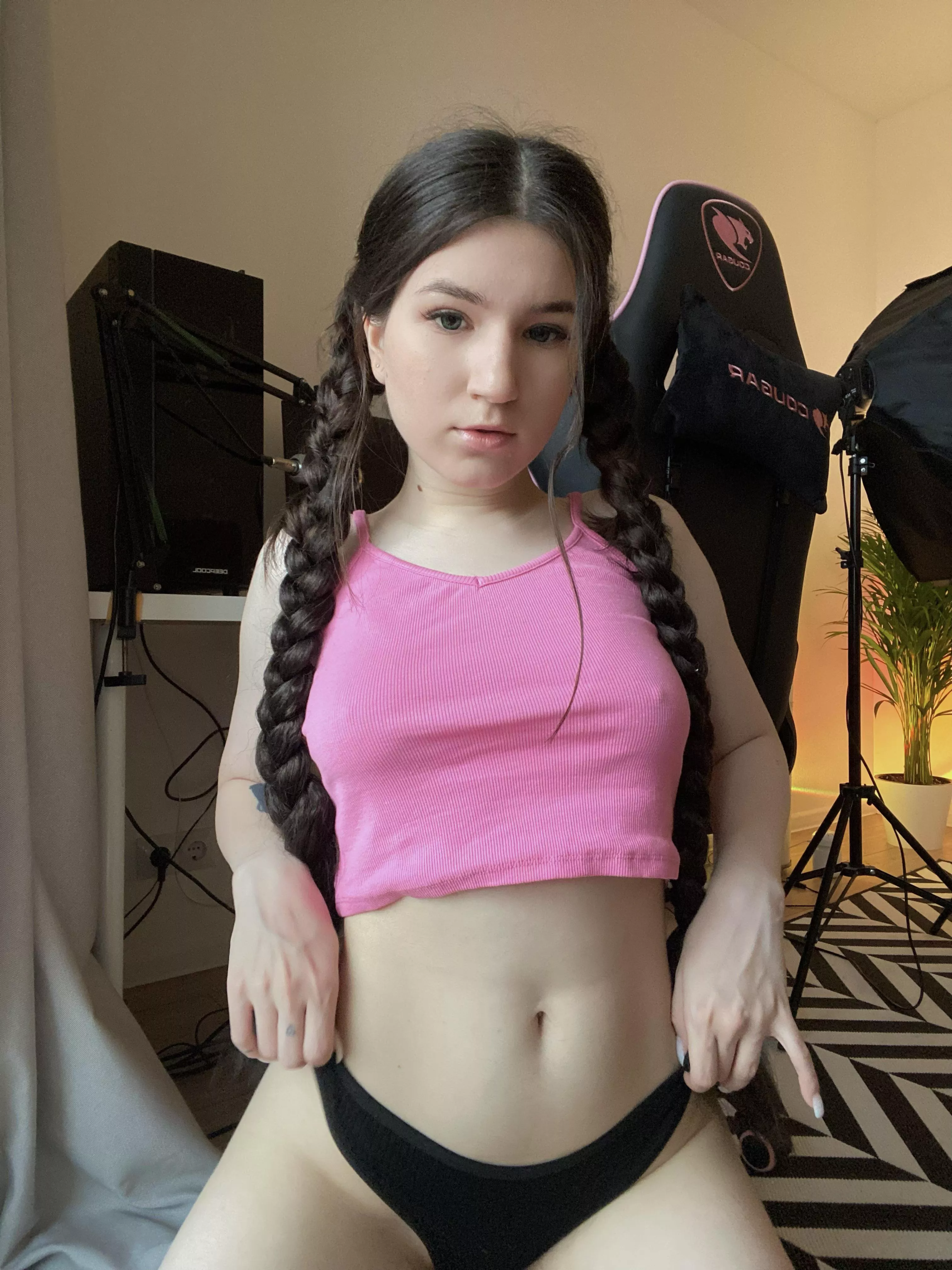 Play computer games together? :) F19