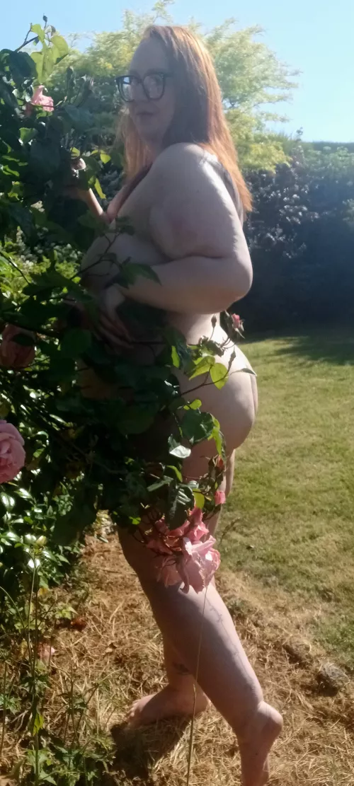 Pluck my green fingered, redheaded petals.