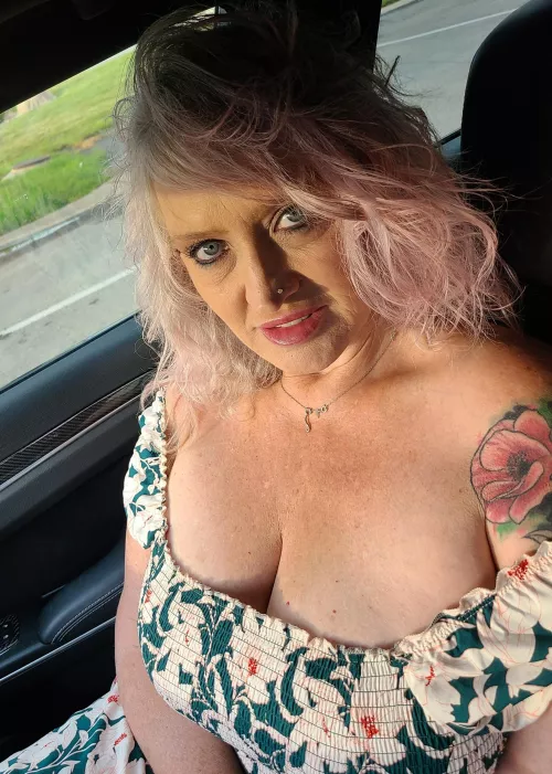 Ready for an 8 hour drive... I need entertainment