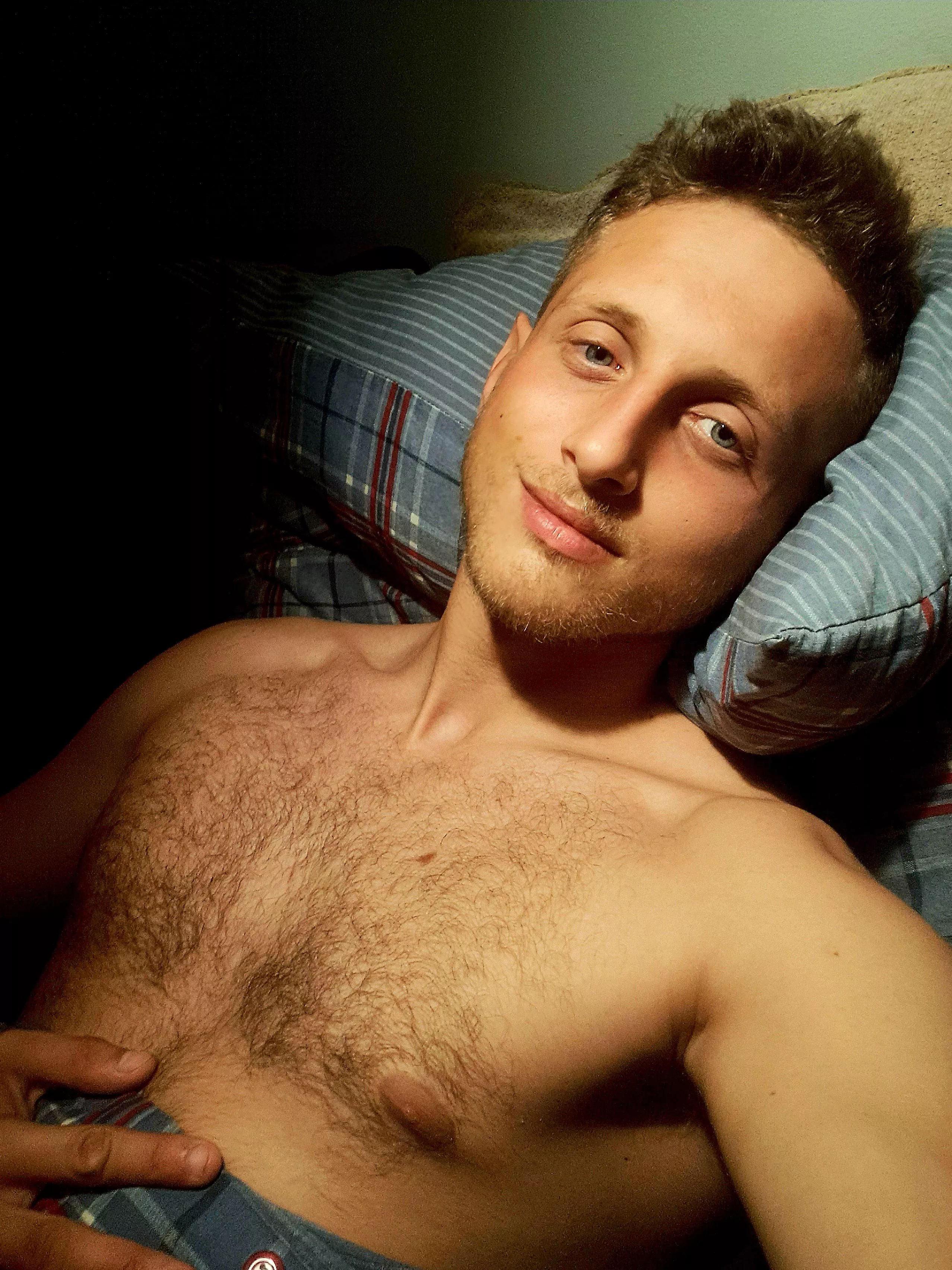 Today I went to barber to get cut some hair (unfortunatly hairstyle didnt survive long after a rain)😅