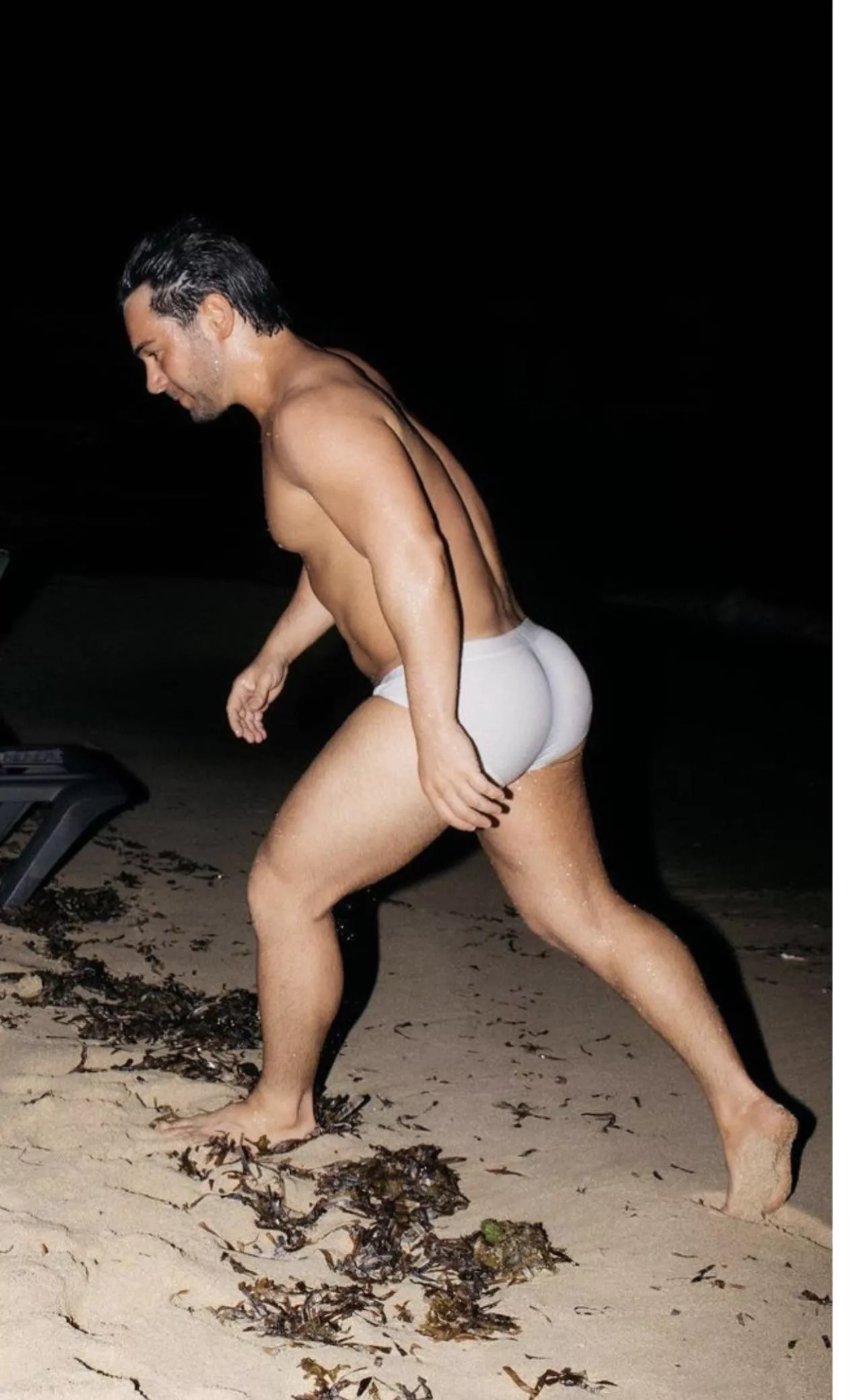 Tommy (BB19) in undies